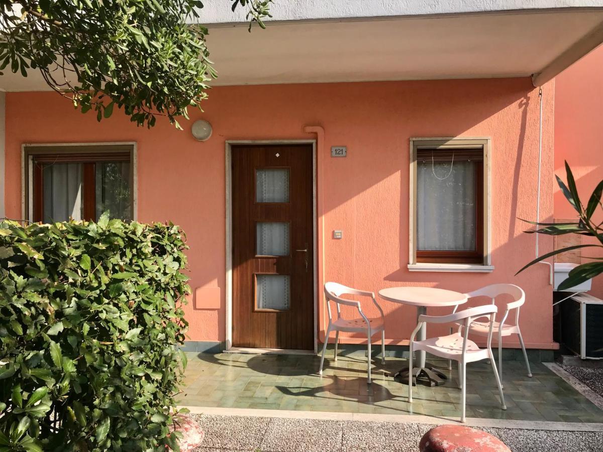 Villaggio Le Ginestre Bibione Luaran gambar