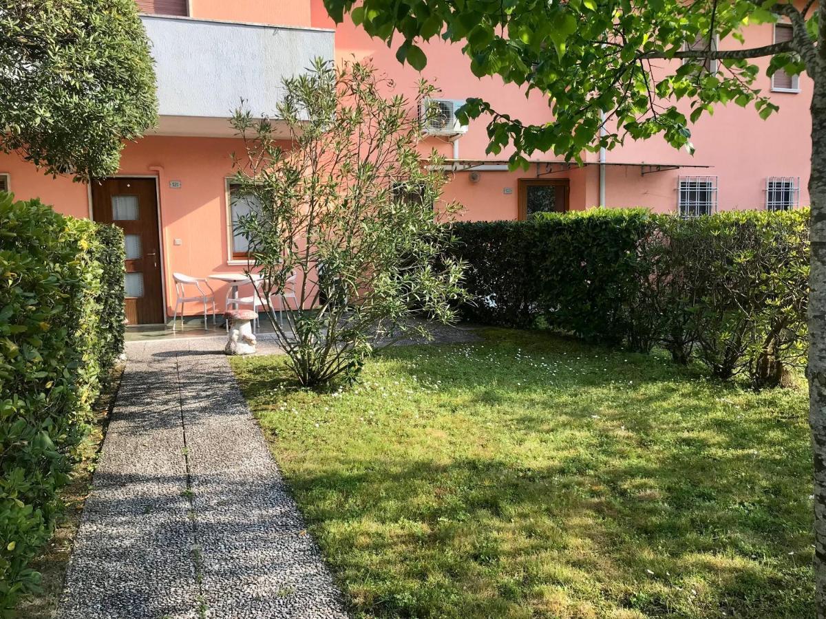 Villaggio Le Ginestre Bibione Luaran gambar