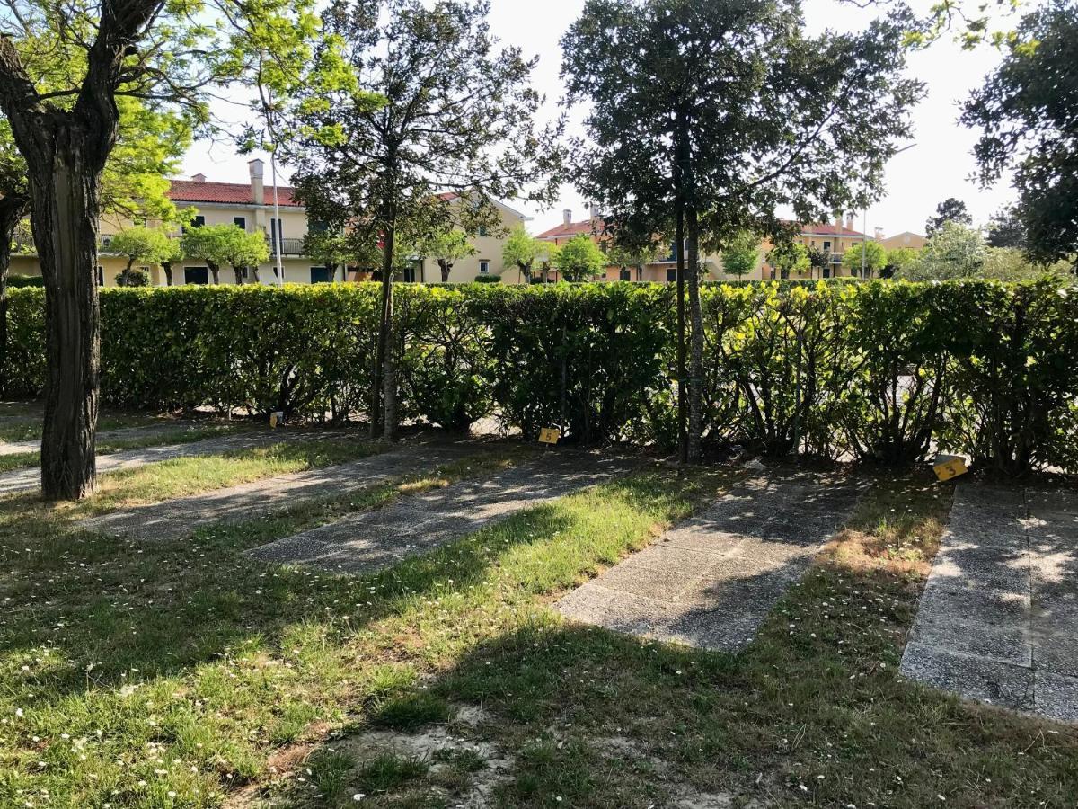 Villaggio Le Ginestre Bibione Luaran gambar